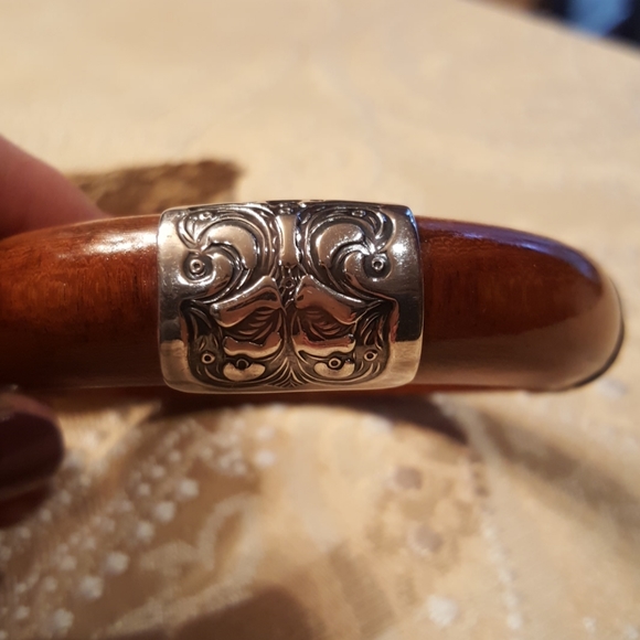 Silpada sterling silver and wooden western bangle - Picture 2 of 5